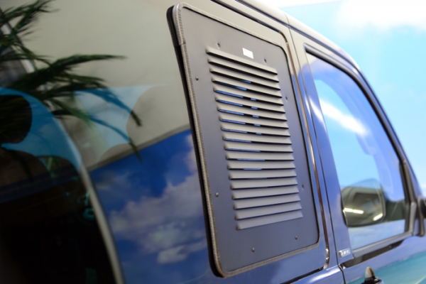 Lüftungsgitter Premium Schiebefenster BEIFAHRERSEITE Schiebetüre für VW T5/T6 full